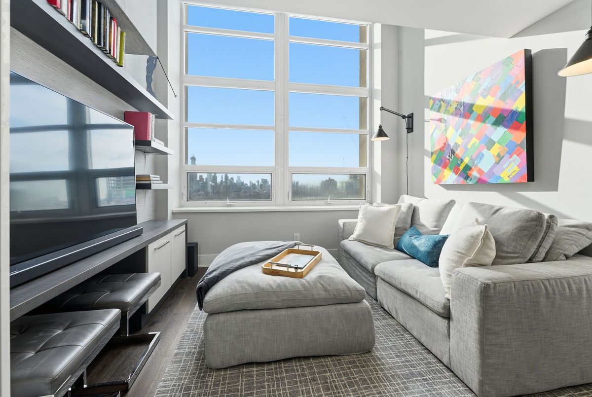 111 St Clair Avenue W Toronto 111 St Clair Avenue W Toronto