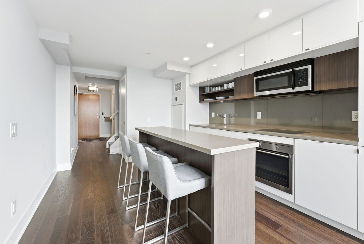 111 St Clair Avenue W Toronto 111 St Clair Avenue W Toronto