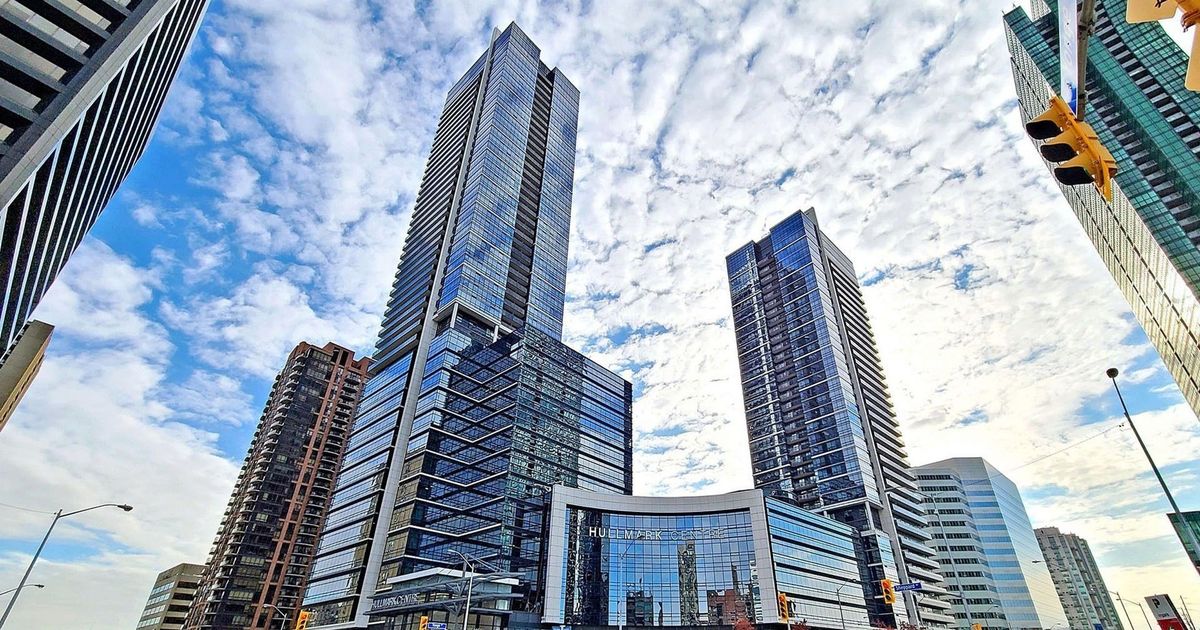 2 Anndale Drive Toronto