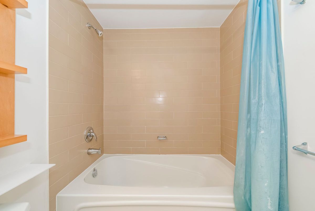 35 Mariner Terrace Toronto 35 Mariner Terrace Toronto