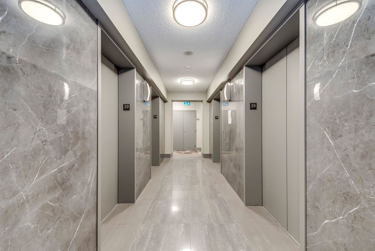 35 Mariner Terrace Toronto 35 Mariner Terrace Toronto