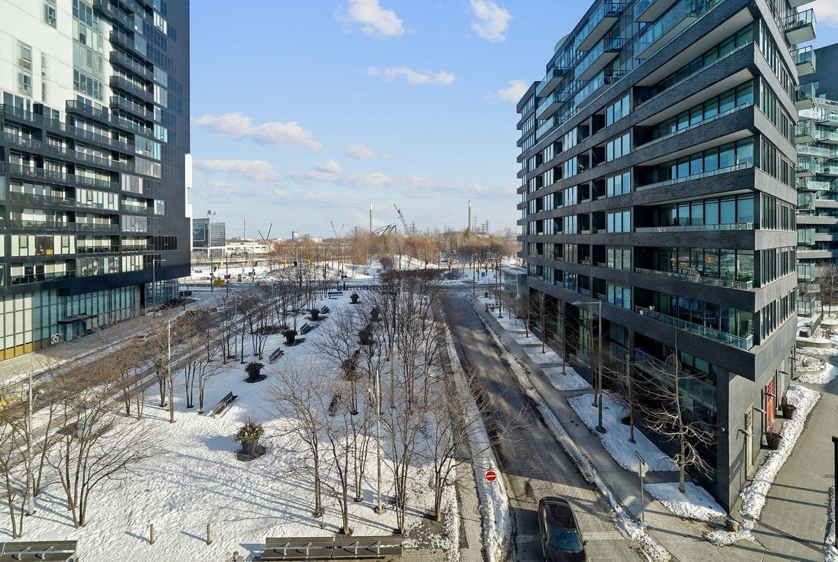 21 Lawren Harris Square Toronto 21 Lawren Harris Square Toronto