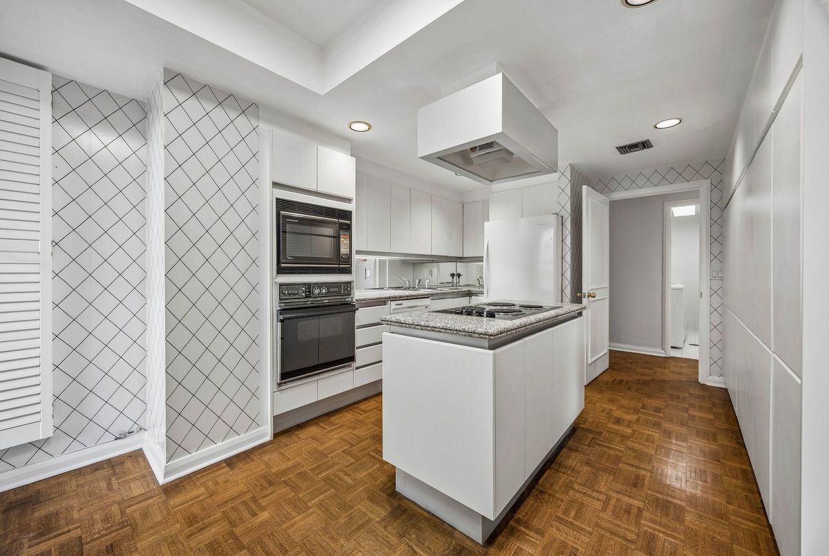 55 Prince Arthur Avenue Toronto 55 Prince Arthur Avenue Toronto