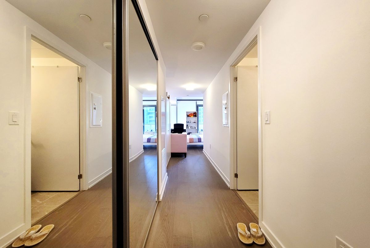 11 Wellesley Street W Toronto 11 Wellesley Street W Toronto