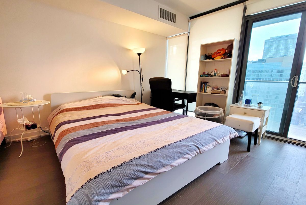 11 Wellesley Street W Toronto 11 Wellesley Street W Toronto