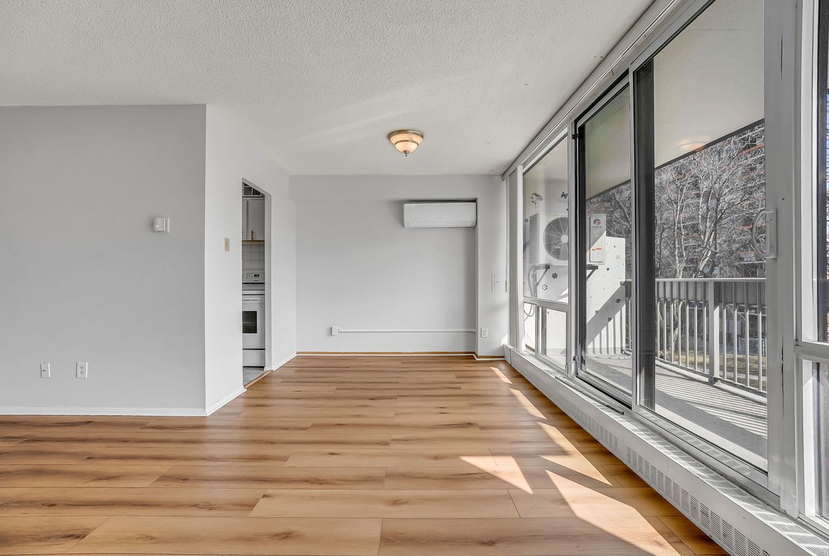 1801 O'connor Drive Toronto 1801 O'connor Drive Toronto