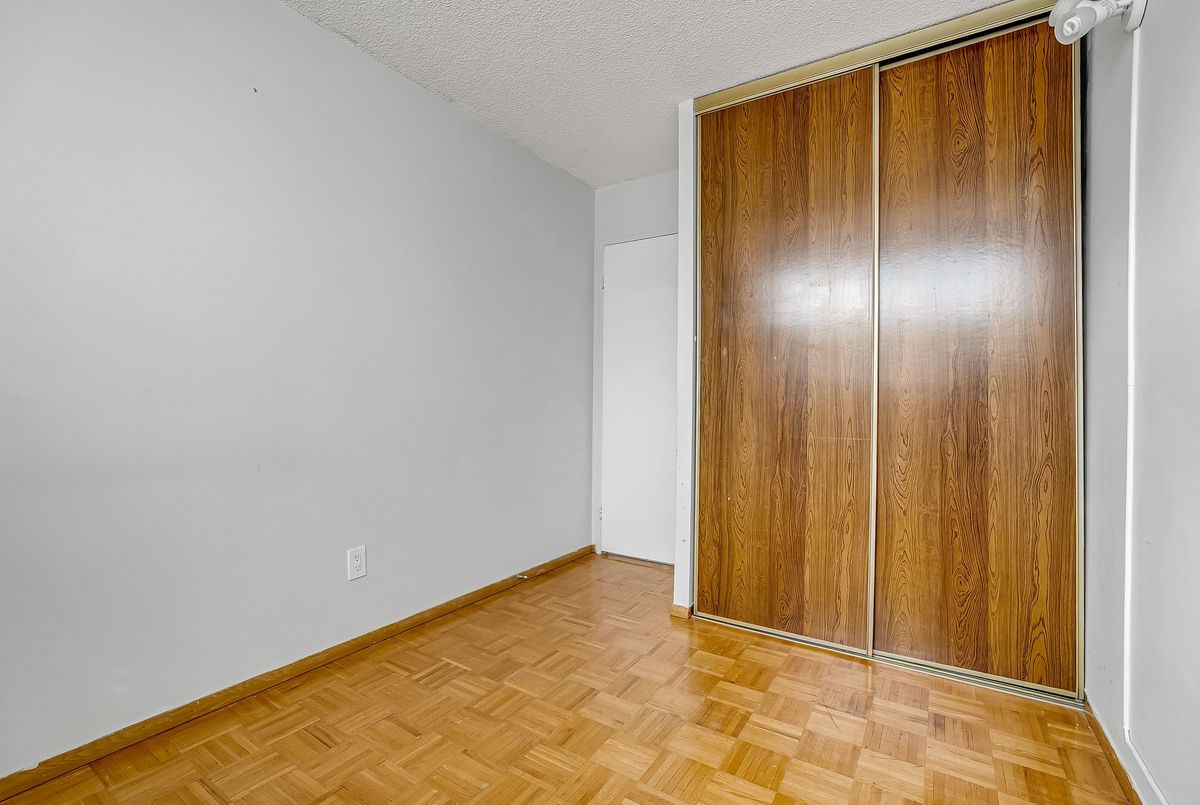 1801 O'connor Drive Toronto 1801 O'connor Drive Toronto