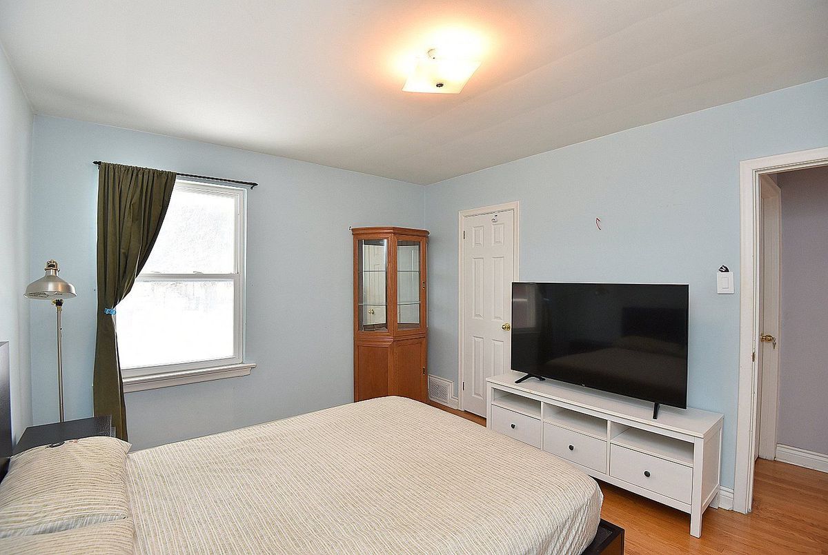 1022 Willowdale Avenue Toronto 1022 Willowdale Avenue Toronto