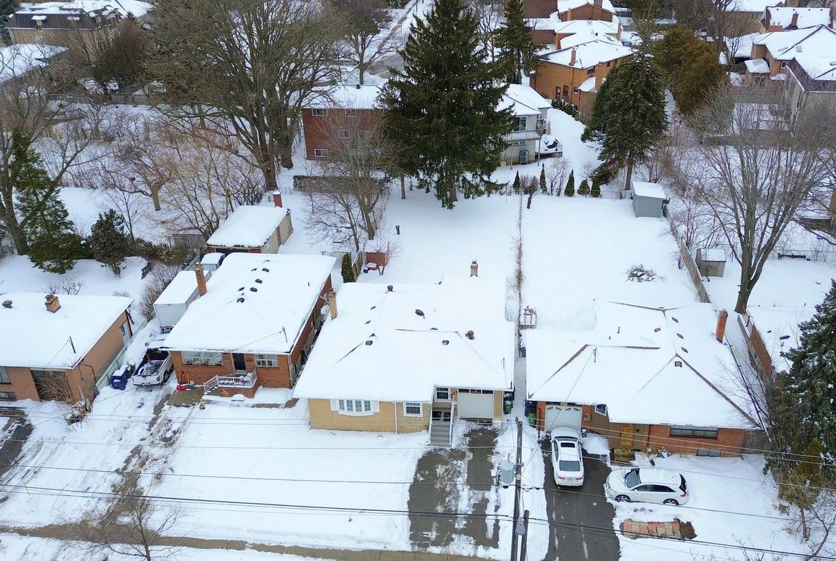 1022 Willowdale Avenue Toronto 1022 Willowdale Avenue Toronto