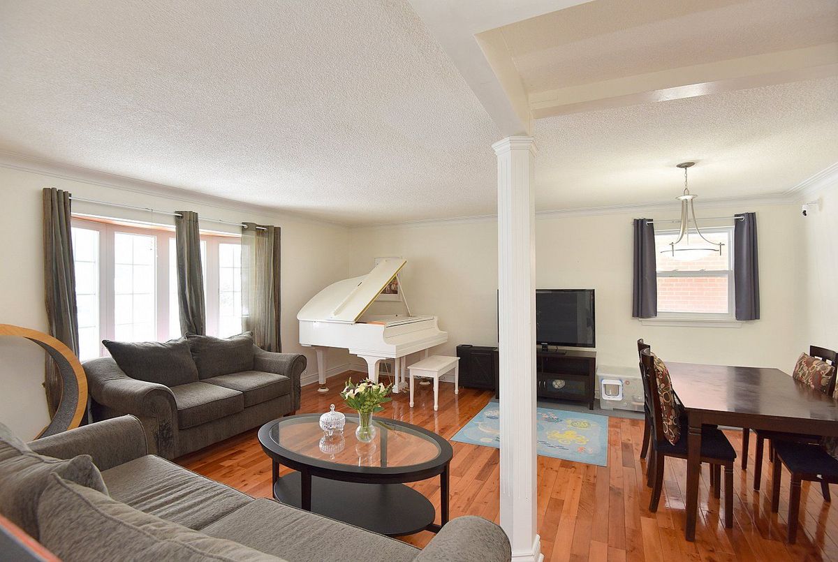 1022 Willowdale Avenue Toronto 1022 Willowdale Avenue Toronto