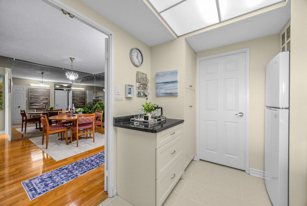 55 Skymark Drive Toronto 55 Skymark Drive Toronto