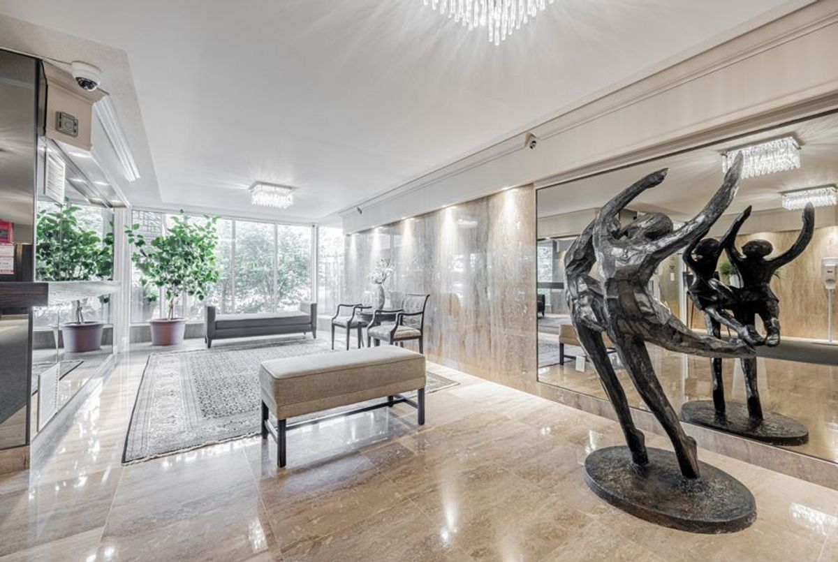 55 Skymark Drive Toronto 55 Skymark Drive Toronto