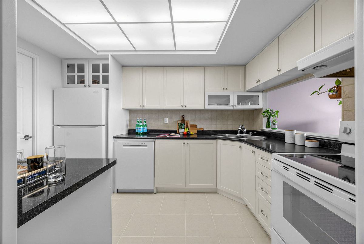 55 Skymark Drive Toronto 55 Skymark Drive Toronto