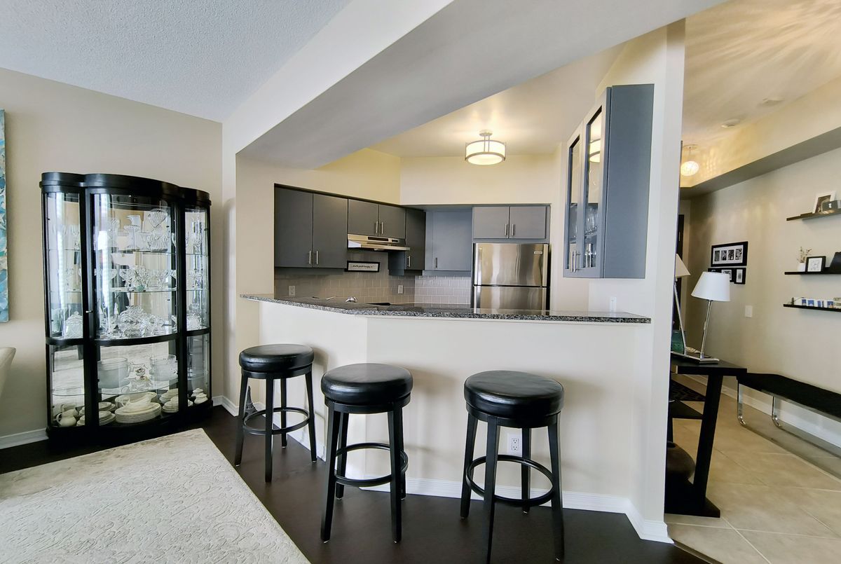 451 Rosewell Avenue Toronto 451 Rosewell Avenue Toronto