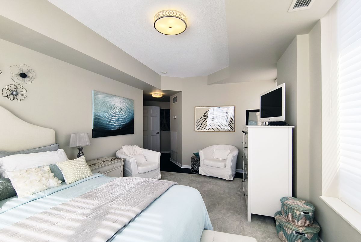 451 Rosewell Avenue Toronto 451 Rosewell Avenue Toronto