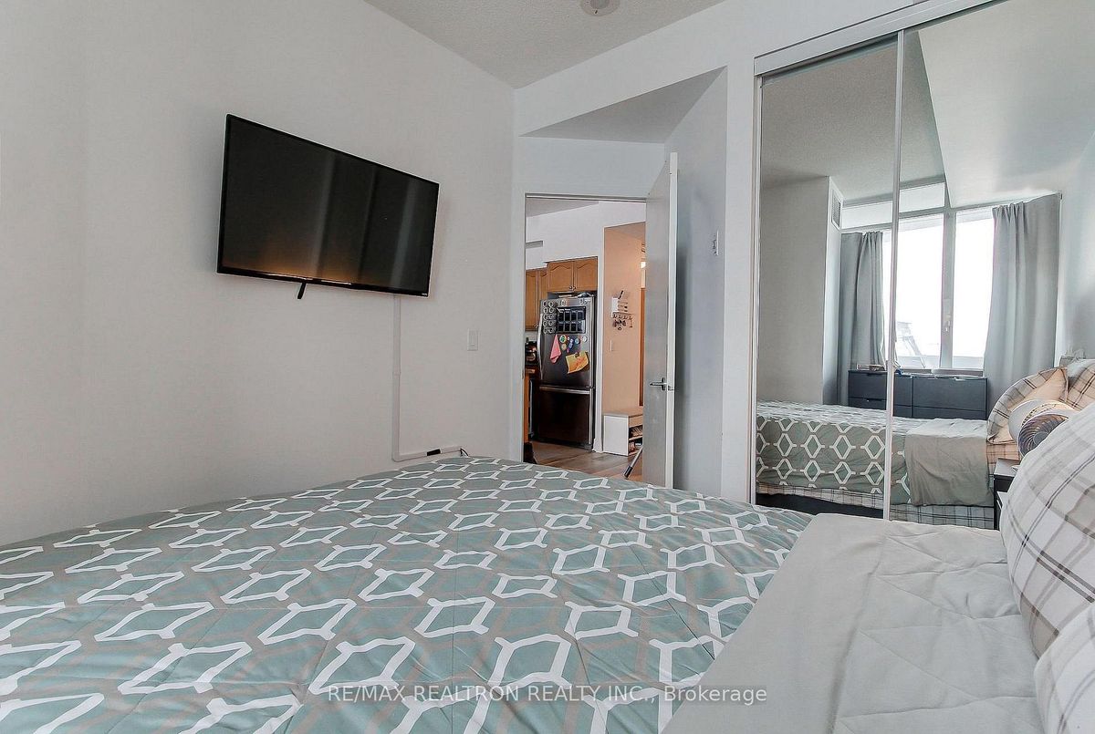 219 Fort York Boulevard Toronto 219 Fort York Boulevard Toronto