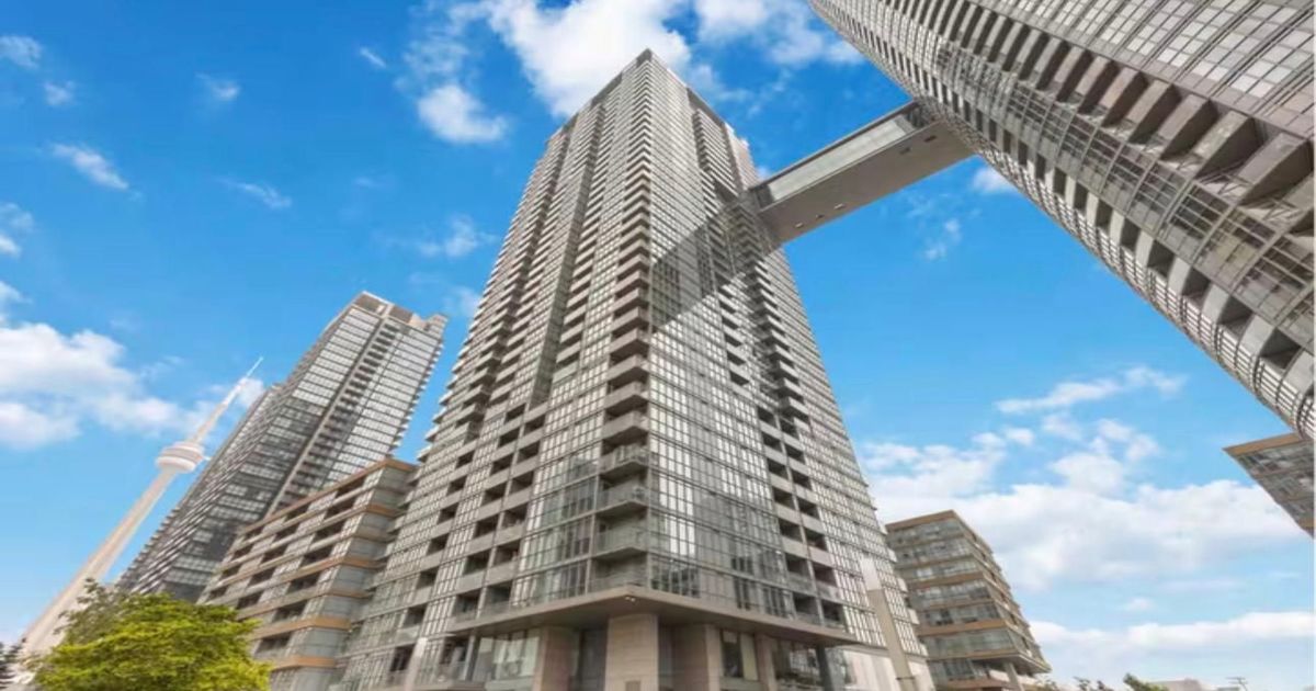 15 Iceboat Terrace Toronto