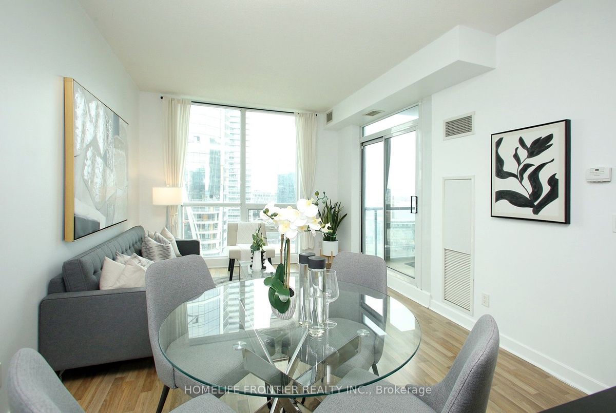 12 Yonge Street Toronto 12 Yonge Street Toronto