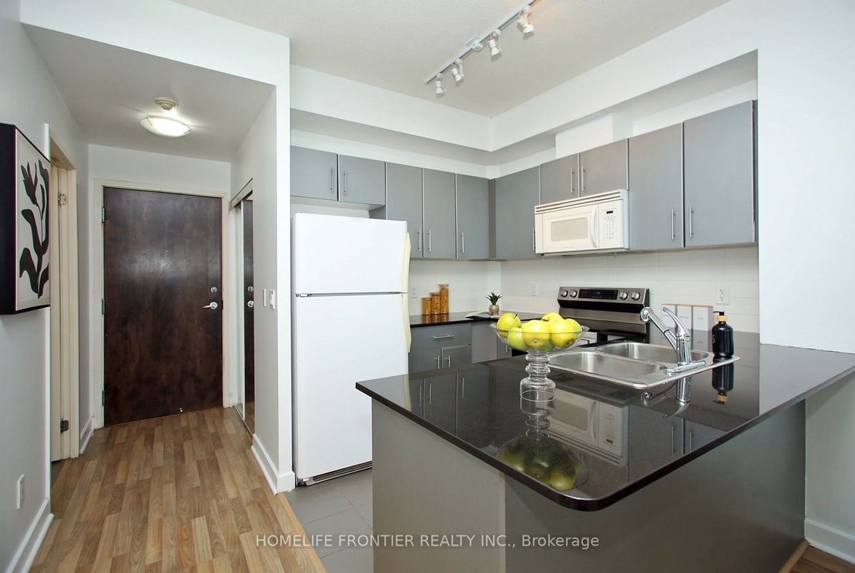 12 Yonge Street Toronto 12 Yonge Street Toronto