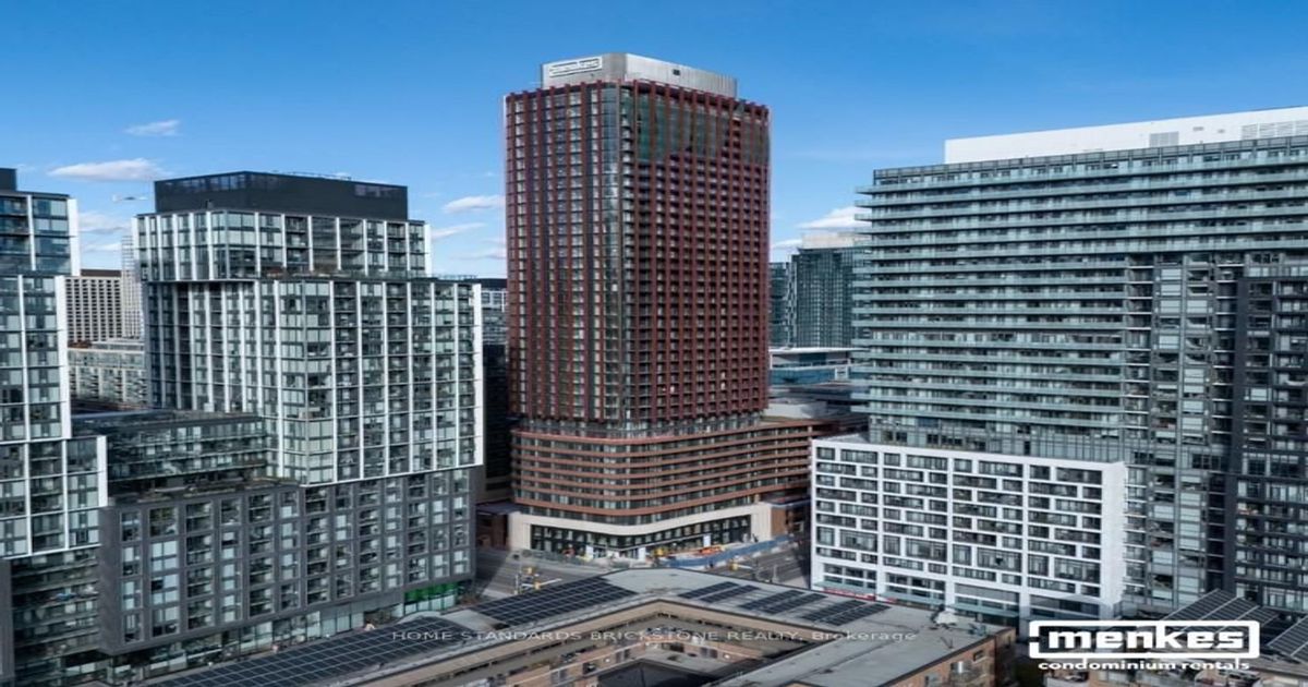 180 Front Street E Toronto