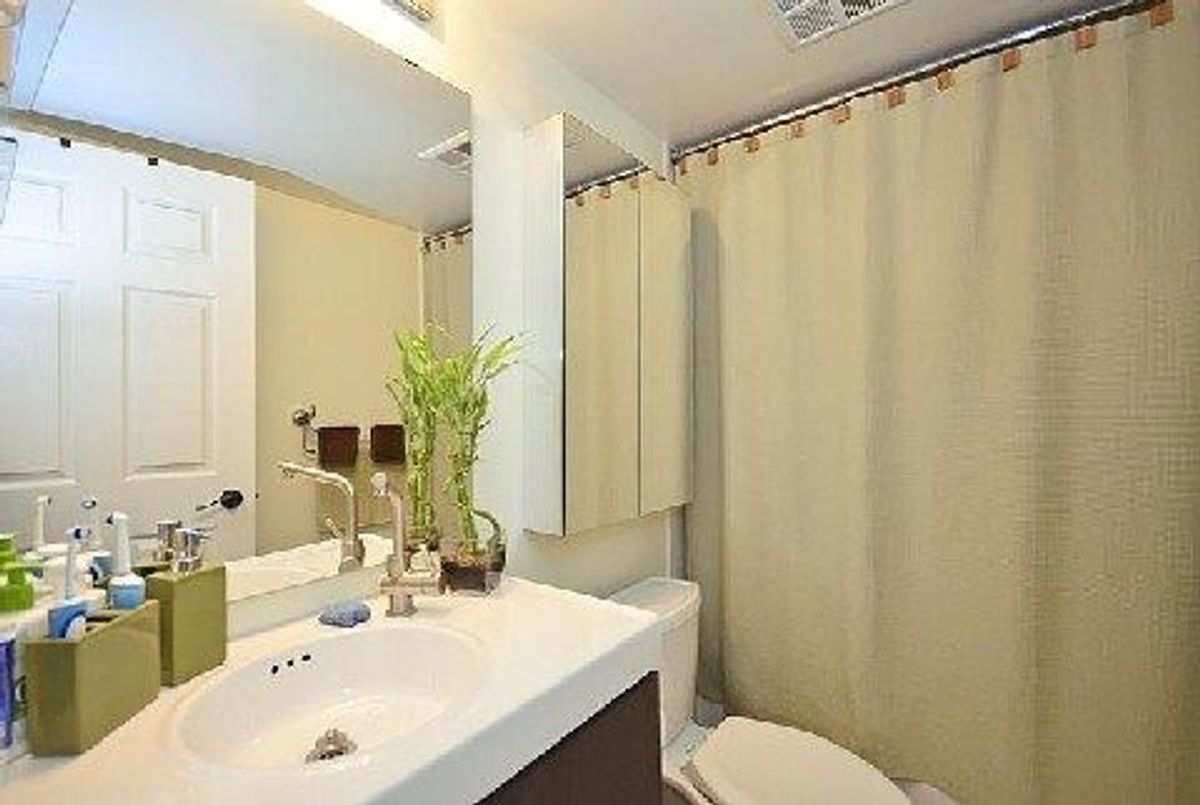 30 Grand Trunk Crescent Toronto 30 Grand Trunk Crescent Toronto