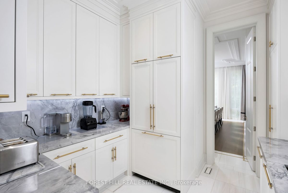 239 Cortleigh Boulevard Toronto 239 Cortleigh Boulevard Toronto