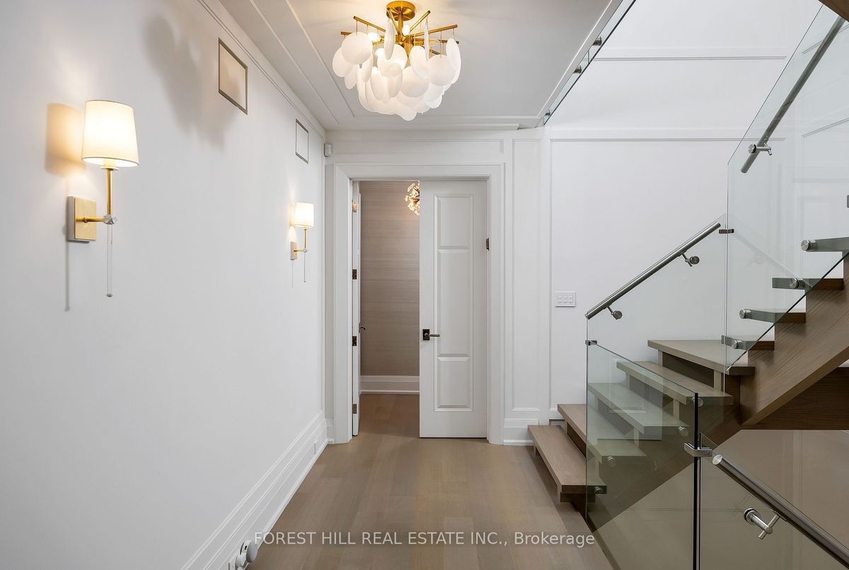 239 Cortleigh Boulevard Toronto 239 Cortleigh Boulevard Toronto