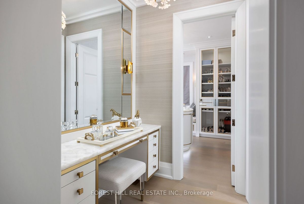 239 Cortleigh Boulevard Toronto 239 Cortleigh Boulevard Toronto