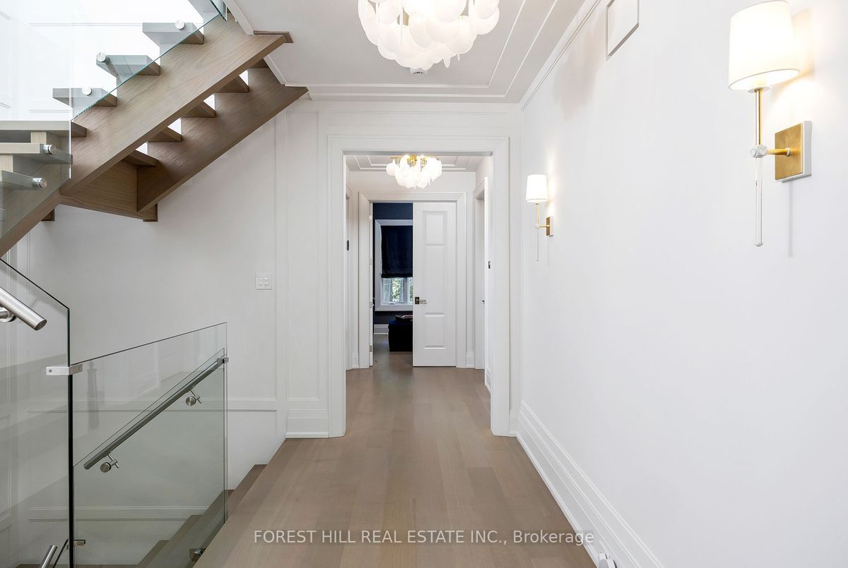 239 Cortleigh Boulevard Toronto 239 Cortleigh Boulevard Toronto