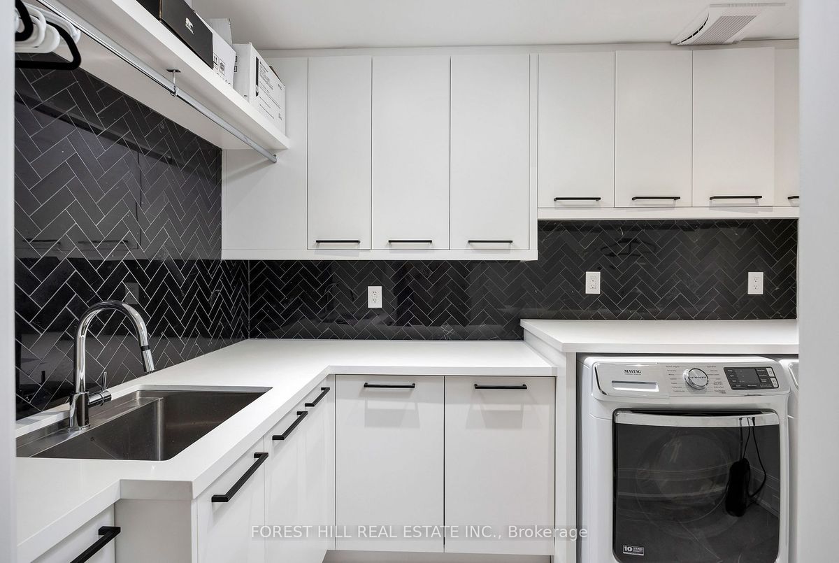 239 Cortleigh Boulevard Toronto 239 Cortleigh Boulevard Toronto