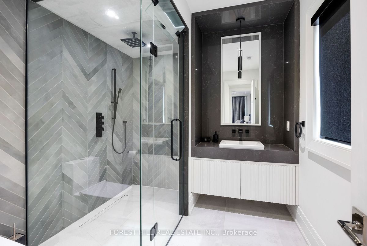 239 Cortleigh Boulevard Toronto 239 Cortleigh Boulevard Toronto