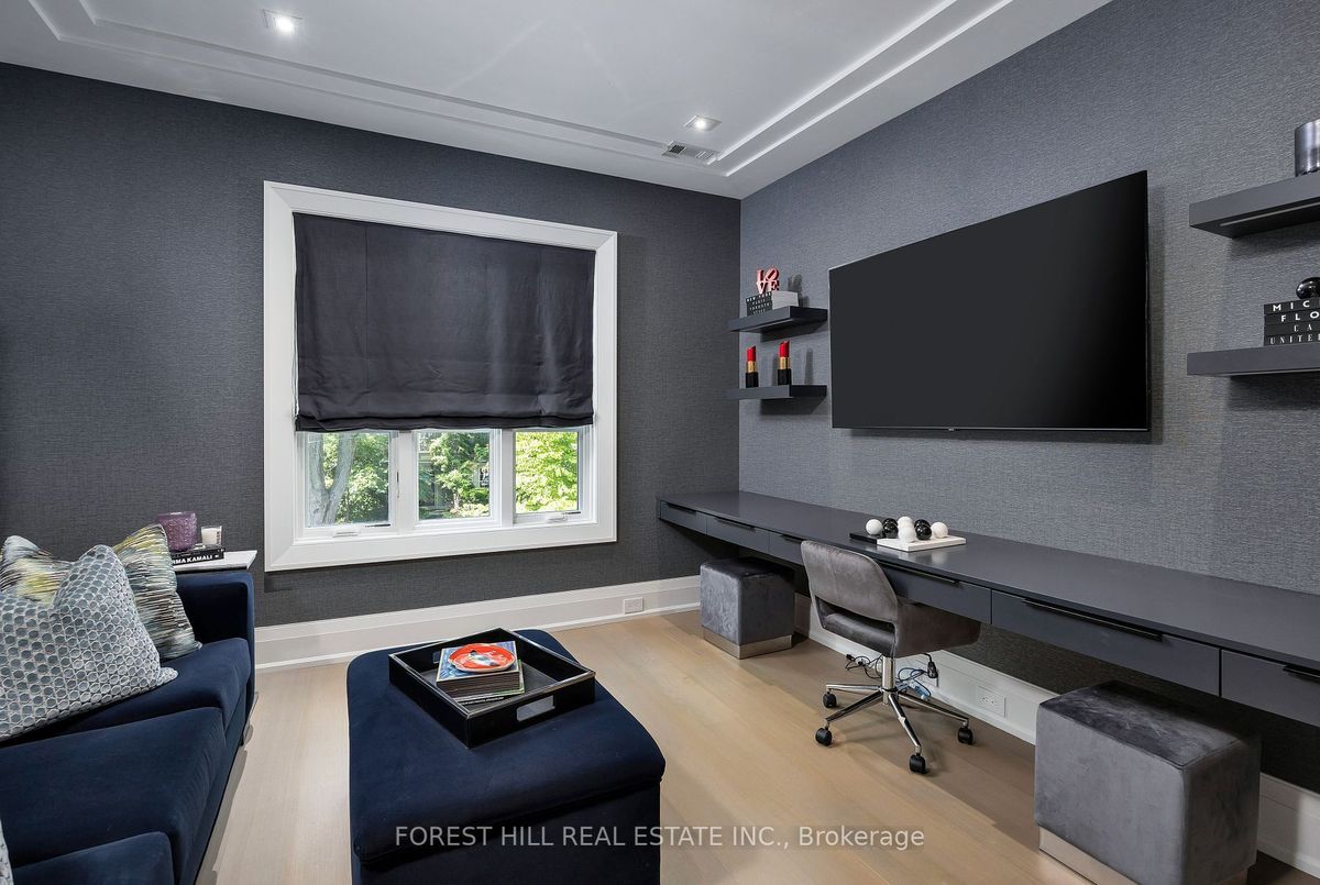 239 Cortleigh Boulevard Toronto 239 Cortleigh Boulevard Toronto