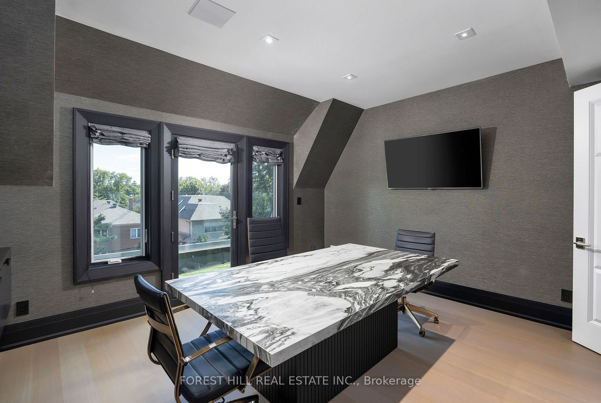 239 Cortleigh Boulevard Toronto 239 Cortleigh Boulevard Toronto