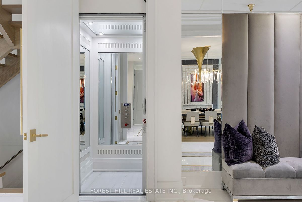 239 Cortleigh Boulevard Toronto 239 Cortleigh Boulevard Toronto