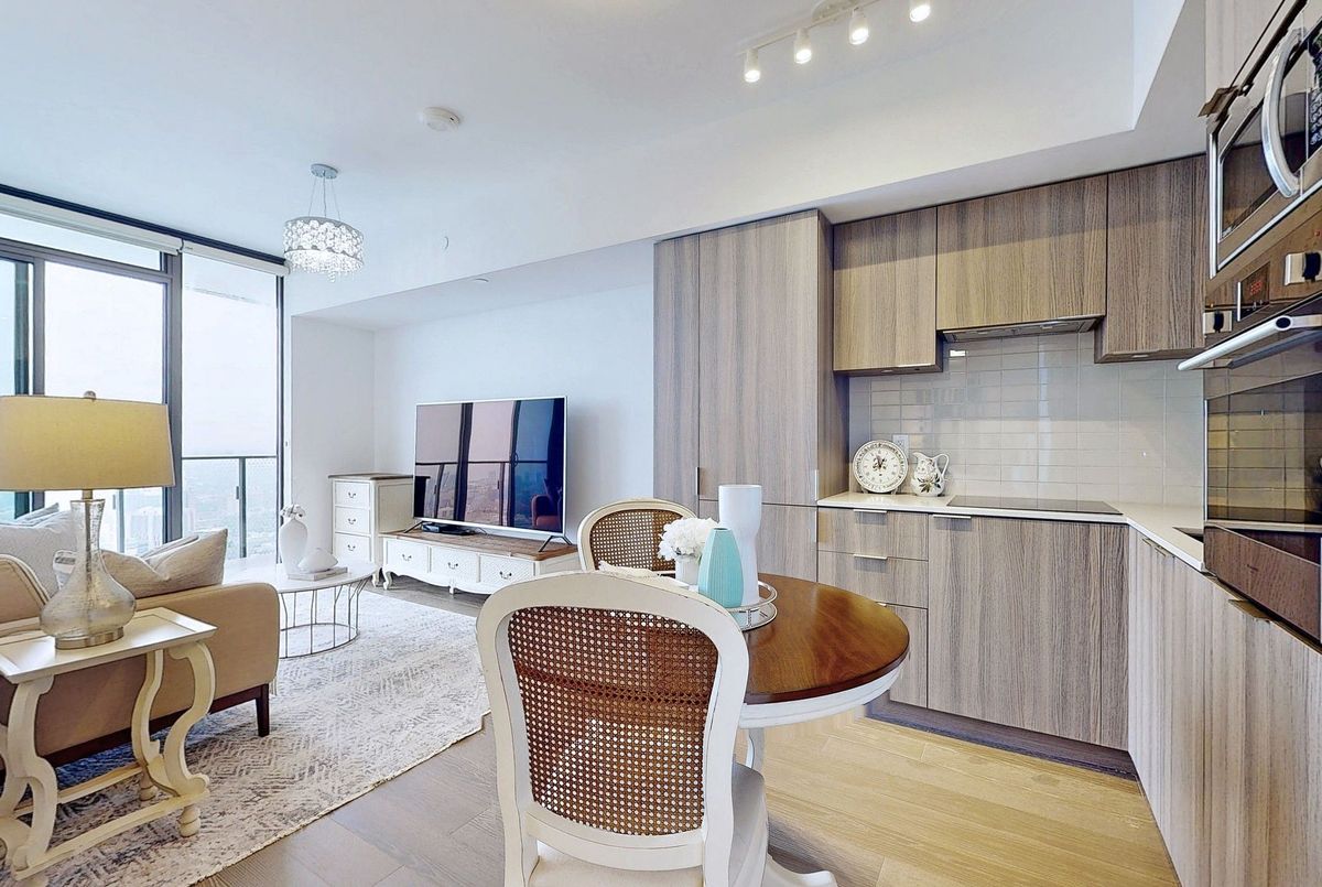 11 Wellesley Street W Toronto 11 Wellesley Street W Toronto