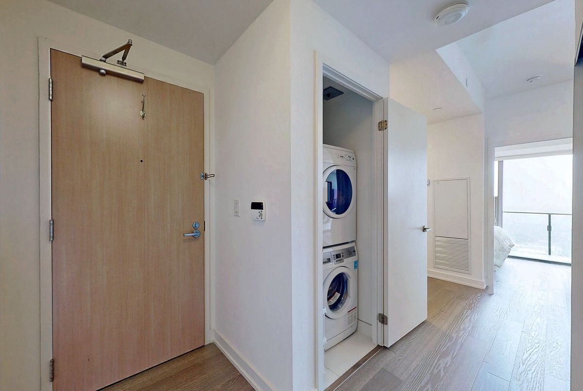 11 Wellesley Street W Toronto 11 Wellesley Street W Toronto