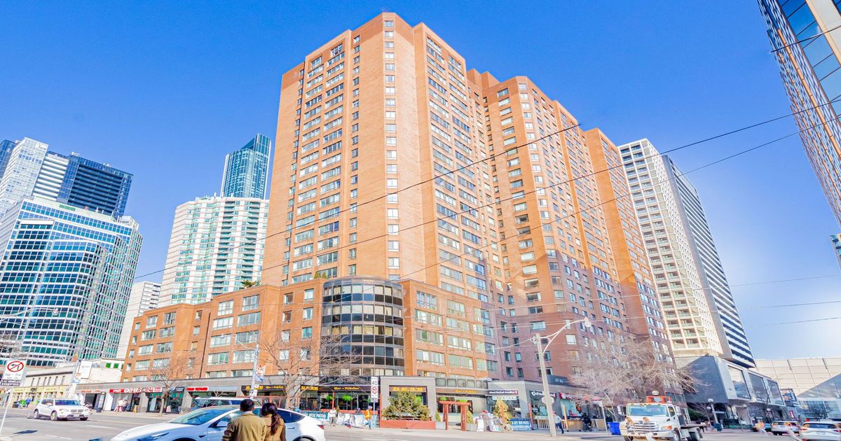 633 Bay Street Toronto