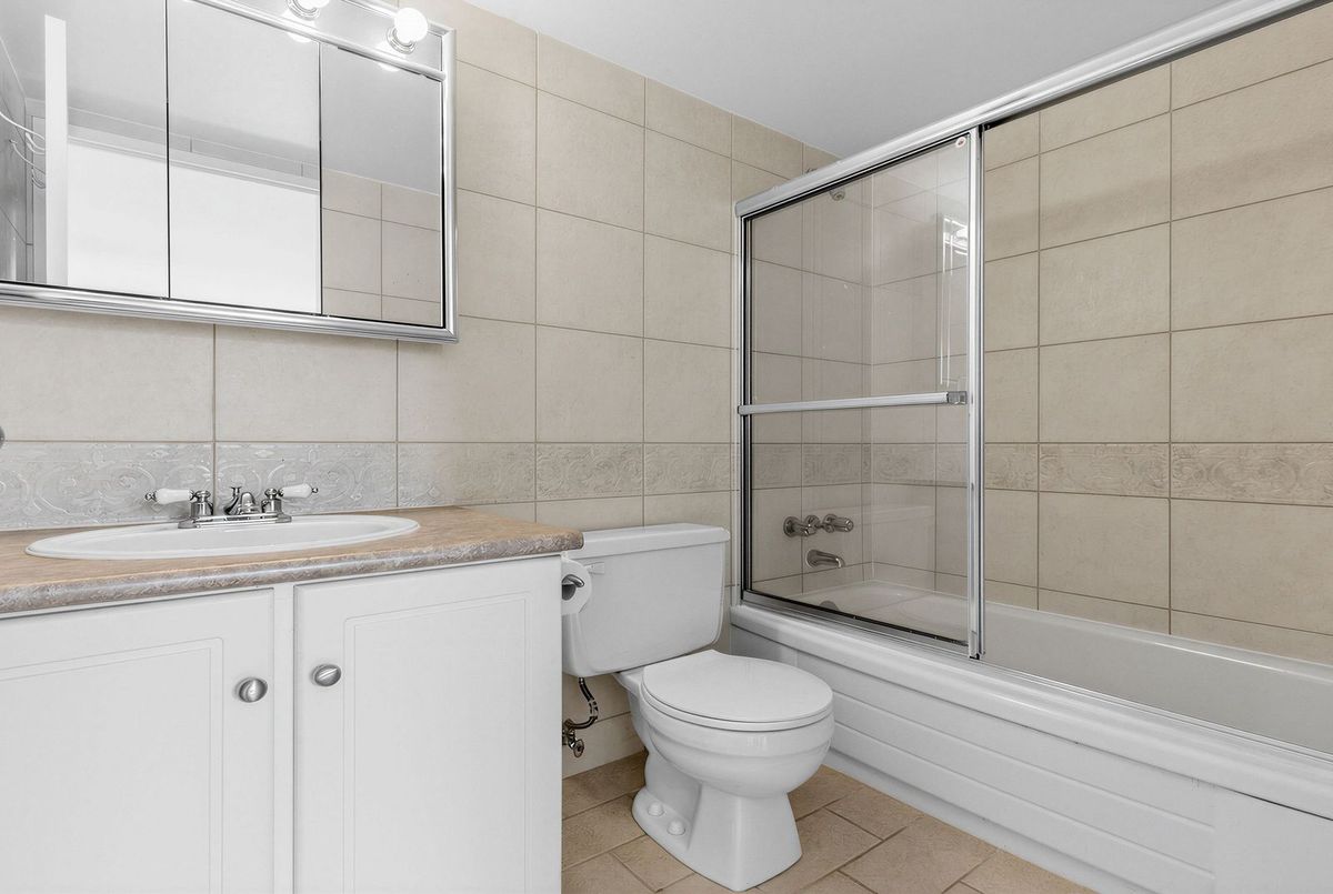 633 Bay Street Toronto 633 Bay Street Toronto