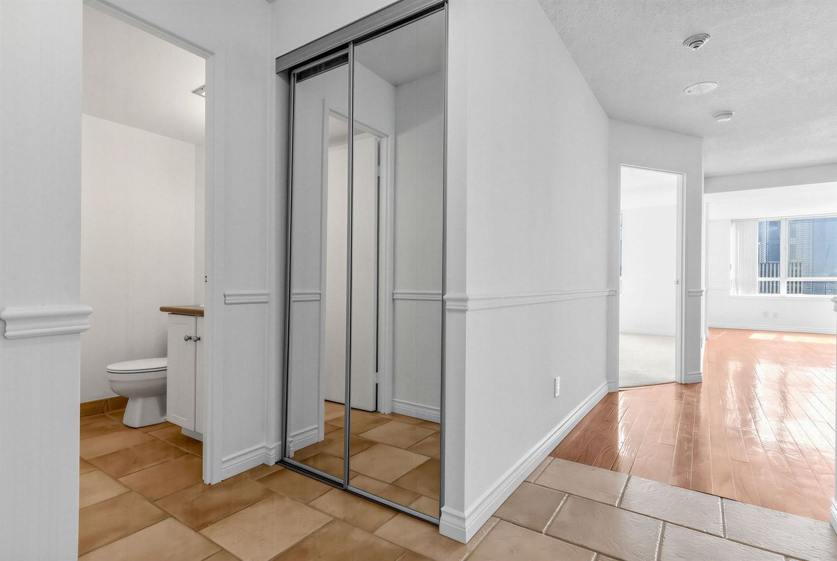 633 Bay Street Toronto 633 Bay Street Toronto