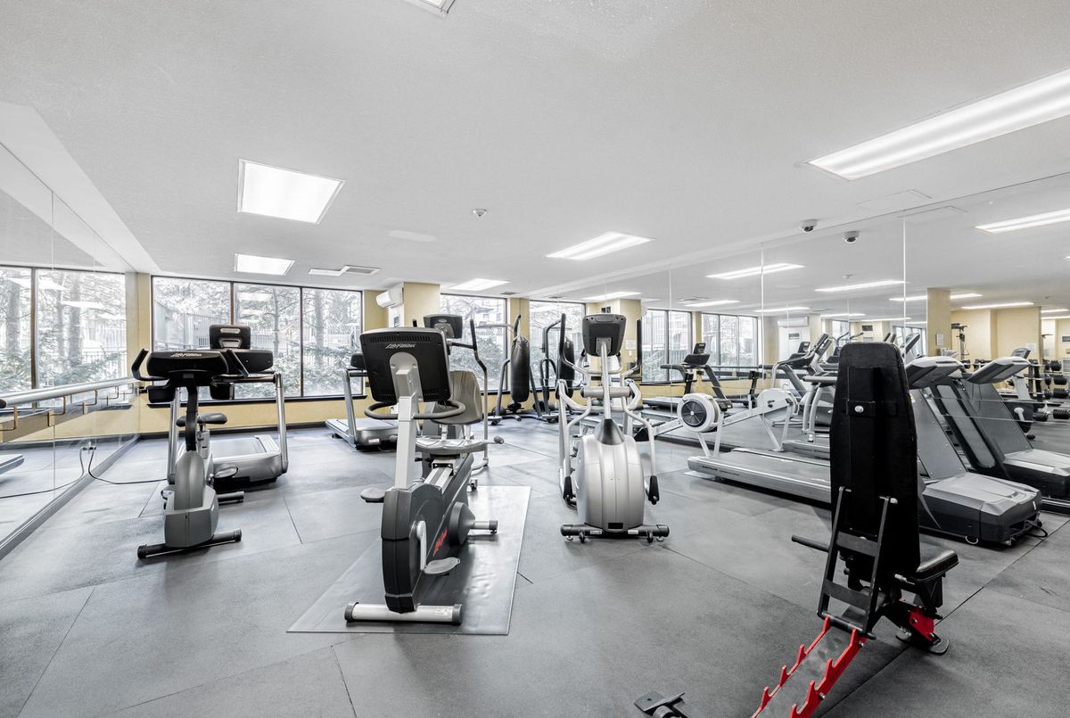 633 Bay Street Toronto 633 Bay Street Toronto