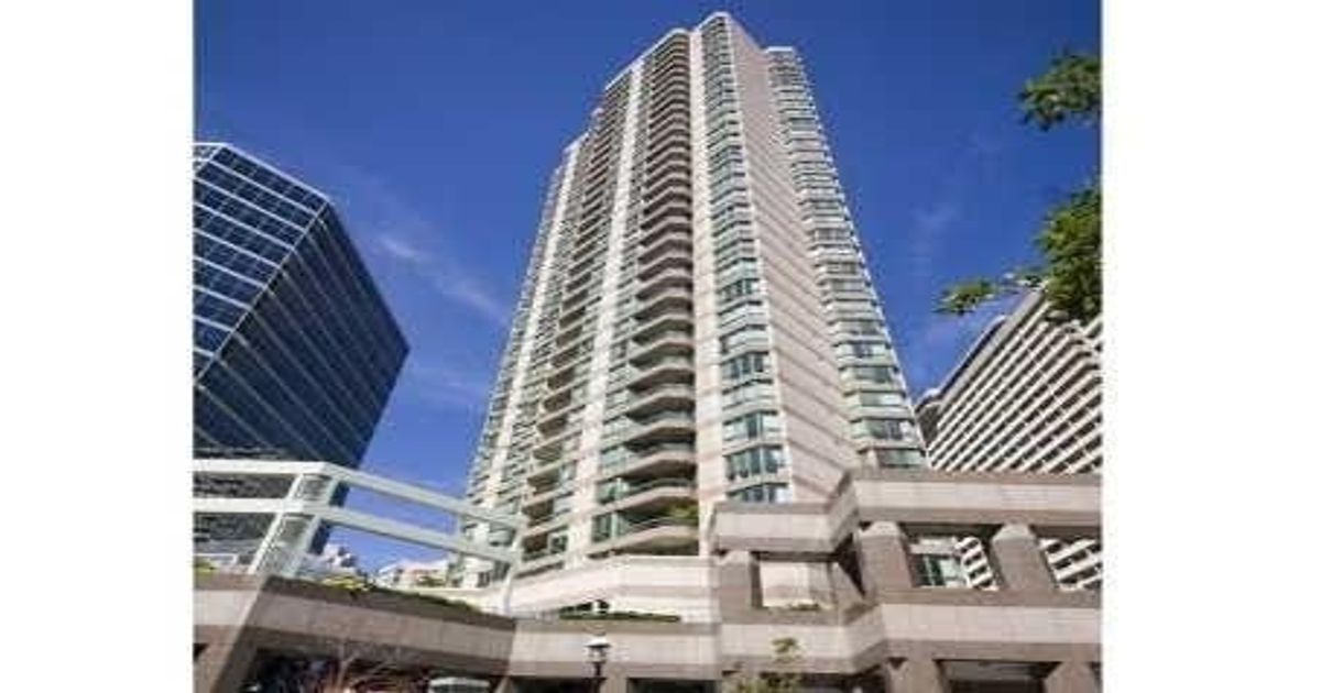 38 Elm Street Toronto