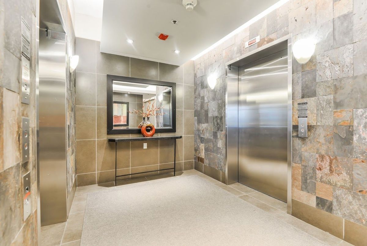 1030 SHEPPARD Avenue Toronto 1030 SHEPPARD Avenue Toronto