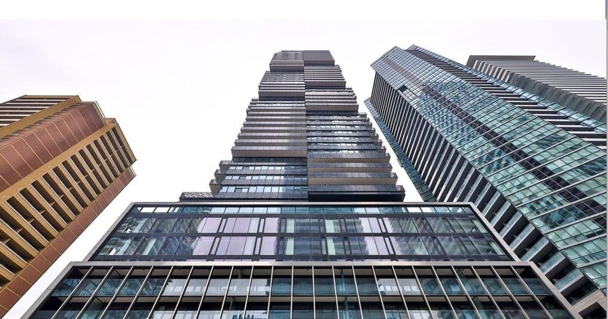 55 Charles Street E Toronto