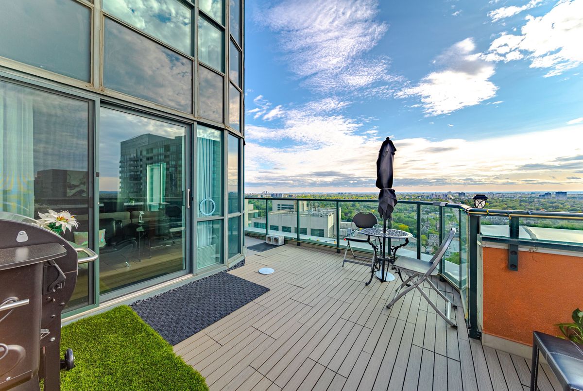 7 Lorraine Drive Toronto 7 Lorraine Drive Toronto