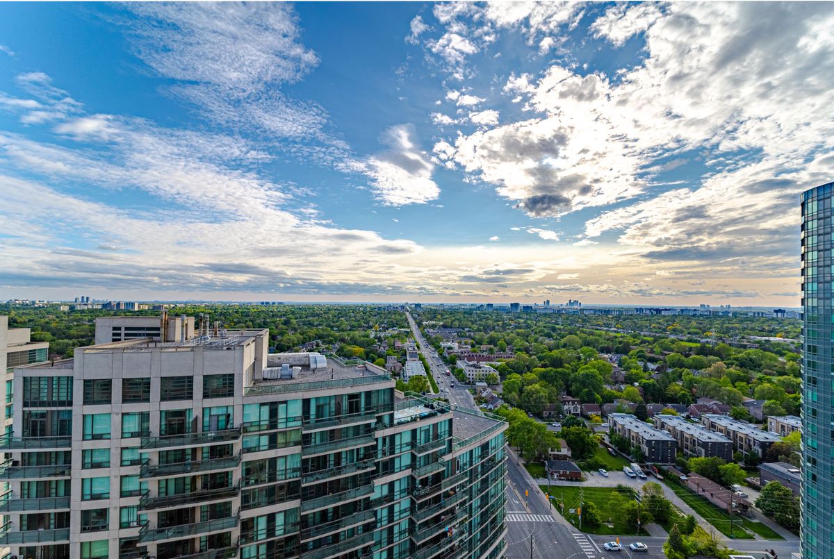 7 Lorraine Drive Toronto 7 Lorraine Drive Toronto