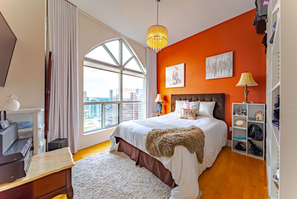 7 Lorraine Drive Toronto 7 Lorraine Drive Toronto