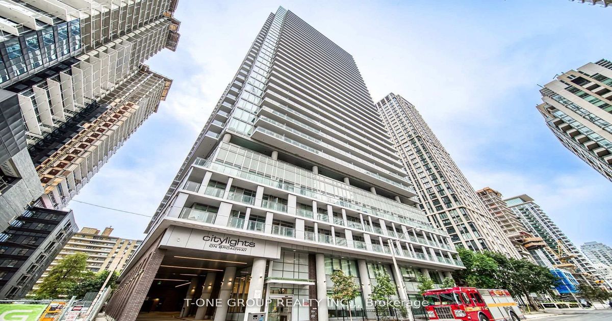 99 Broadway Avenue Toronto
