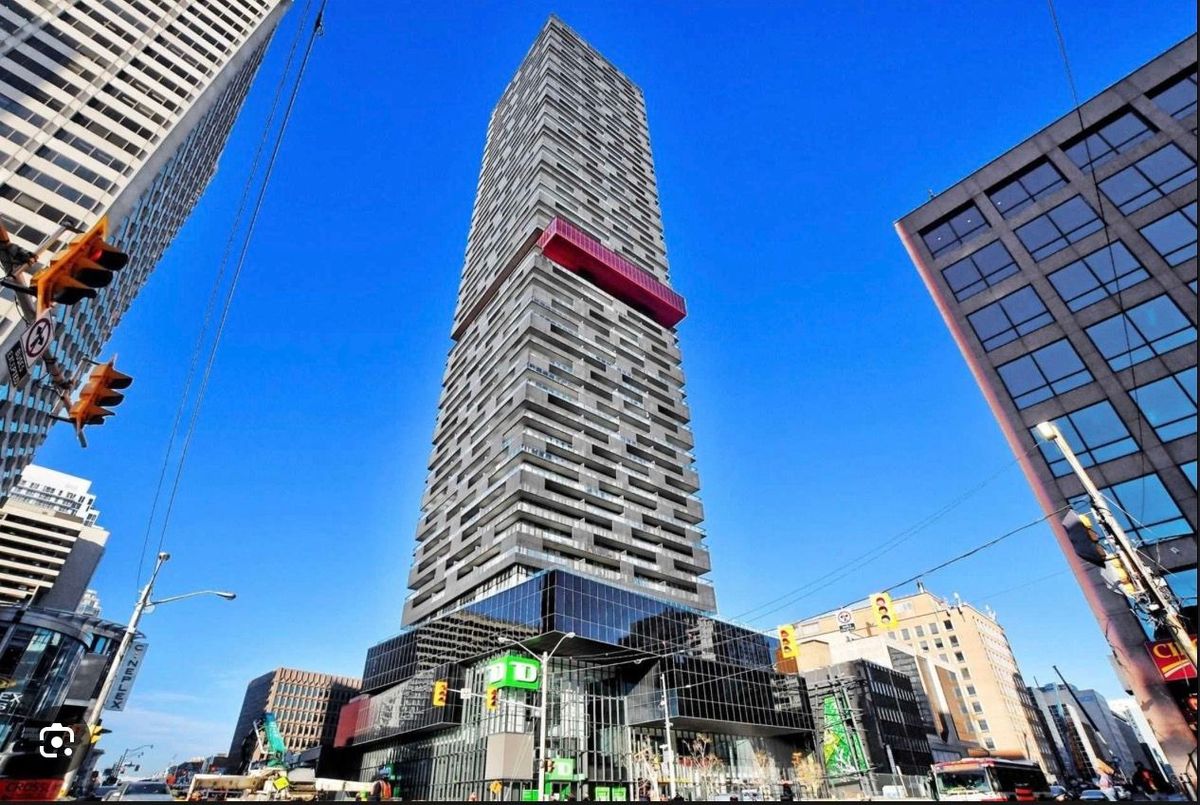 8 Eglinton Avenue E Toronto 8 Eglinton Avenue E Toronto