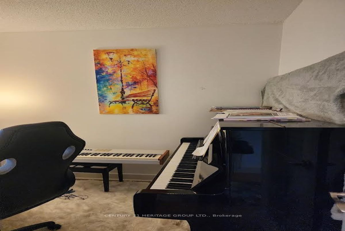 16 Harrison Garden Boulevard Toronto 16 Harrison Garden Boulevard Toronto