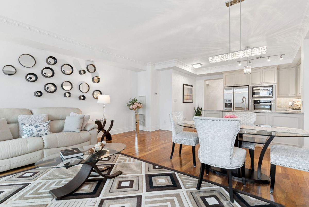 16 Harbour Street Toronto 16 Harbour Street Toronto